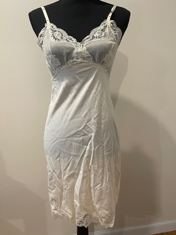 hollywood vassarette full slip Gem