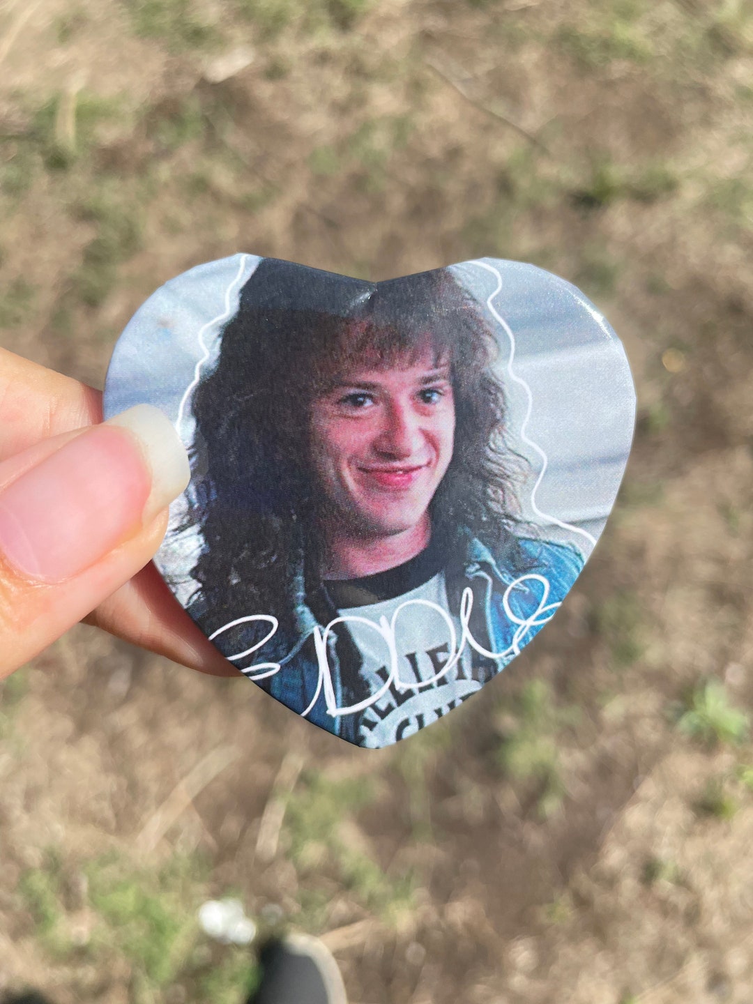 Eddie, Steve, Max, Robin, and Dustin Heart Pins! (strange Things) - Etsy