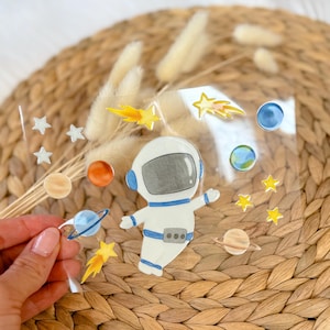 Rub-On Sticker Astronaut A6 | randloser Aufkleber Weltall |  UV Sticker mit Planeten & Sternen | wasserfester Sticker für Glas, Holz, Metall