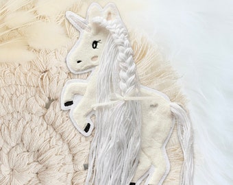 Applikation Einhorn mit Mähne weiß/schimmernd  | Einhörner mit Wollmähne Schimmer  | Pony | Bügelbild | Patch | Aufnäher