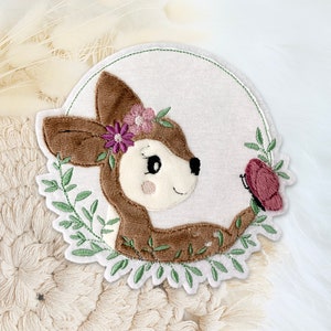 Application deer fawn in a wreath | Deer with flower wreath and butterfly | Iron-on picture leaf wreath | Patch | Patch 3D effect | patches