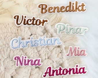 Name Mini gestickt | Schrift 1 | Bügelbild | Namen zum Aufbügeln | Applikation | Schriftzug | Patch | Geburtsname | kleine Namensapplikation
