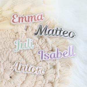 Embroidered name | Font 01 | Iron-on patch | Iron-on name | Applique | Lettering | Patch | School enrollment | School cone | Birth name
