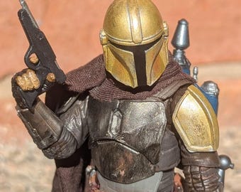 Custom 6 Inch Mandalorian Bounty Hunter Figure - Gold Alternative
