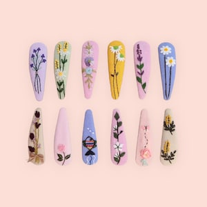 Hand Embroidered Flower Hair Clips, Handmade Hair Accessories, Gift for Girls, Women, Floral Snap Clips