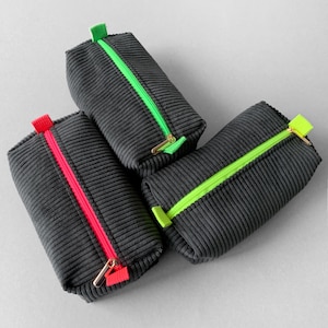Boxy Bag Cord Schwarz Grau Neon, Kosmetiktasche, Kulturtasche