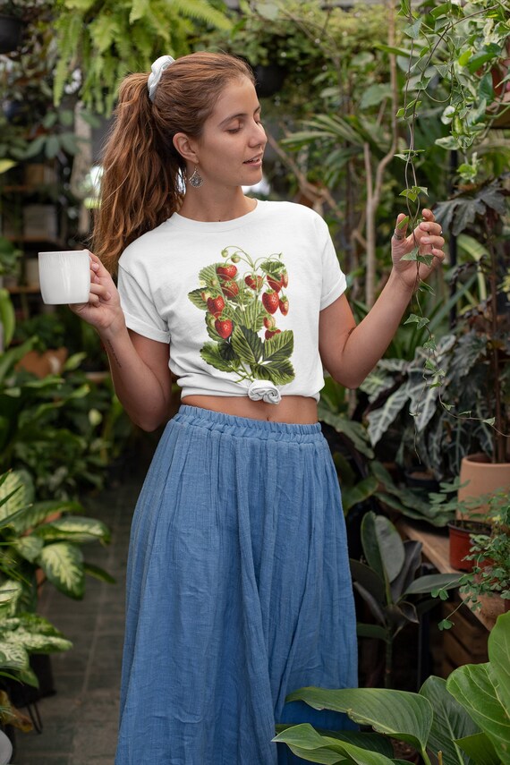 Strawberry T-shirt Vintage Strawberry 