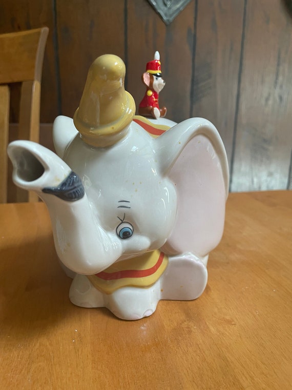 ディズニー　ダンボTea Pot Amazon｜ディズニー 「 ダンボ 」 親子象 ティーポット & ティー
