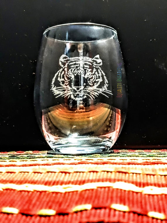 Custom Etched Stemless Wine Glasses