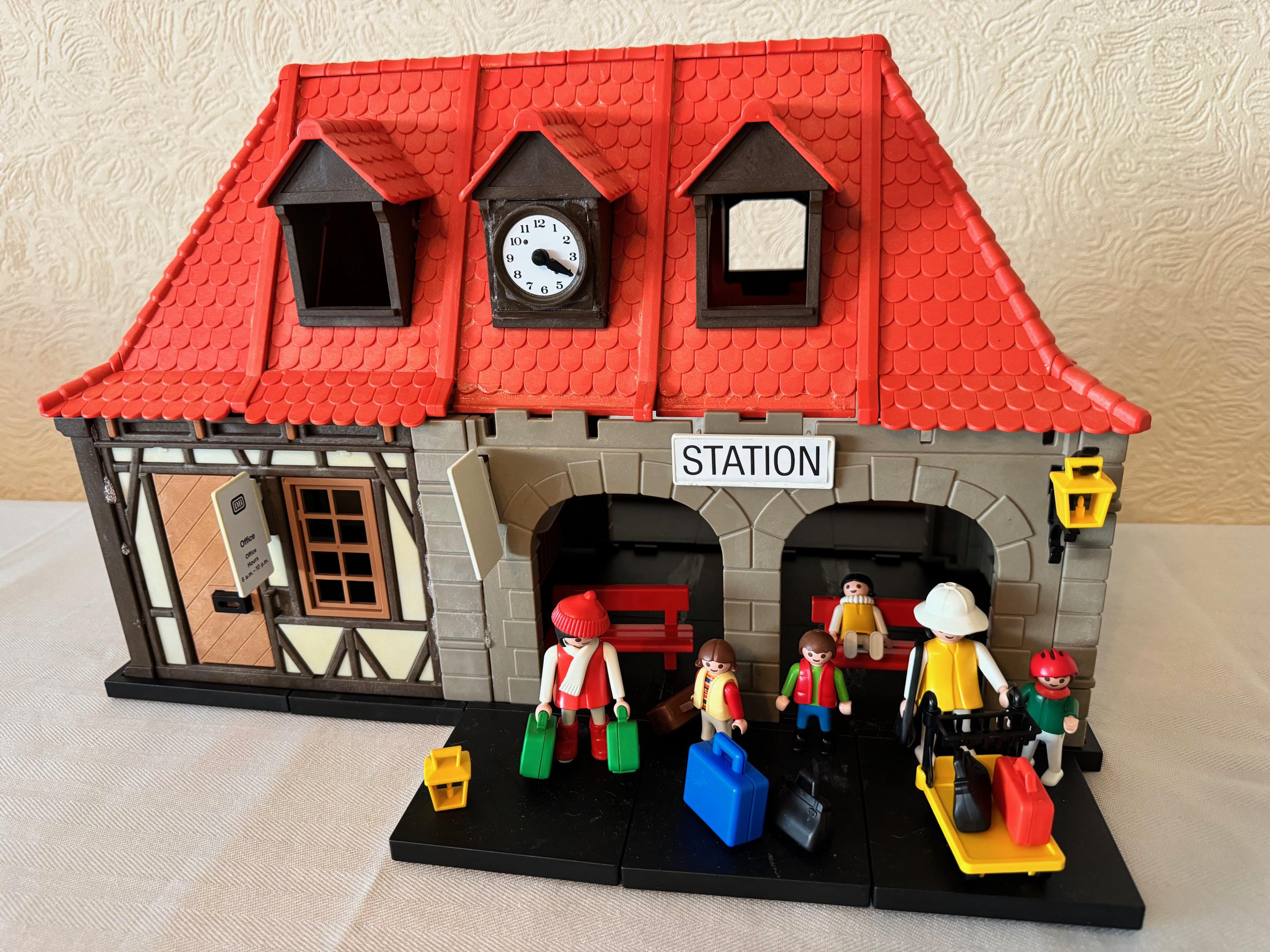 Vintage Playmobil 4300 Train Station Signs Set – Collectable 