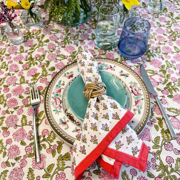 Nappe imprimée en couverture de table florale en coton/ensemble en coton de nappe de mariage avec motif floral/dessus de table imprimé en bloc pour table à manger