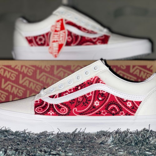 Vans Black Old Skool Red Rose Custom 