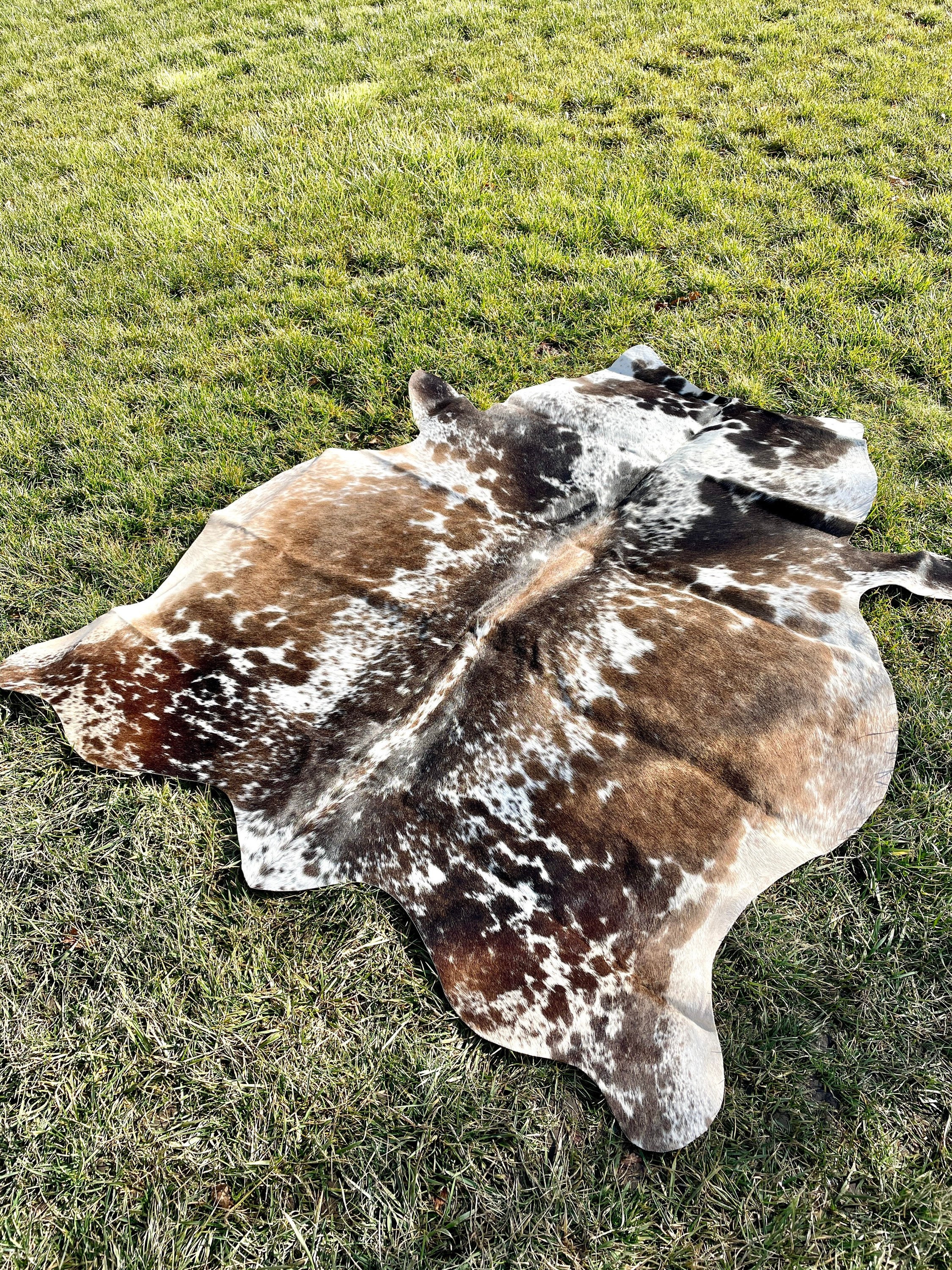 Genuine Tricolor Cowhide Rug, Speckled Brazilian Cow Hide Rug