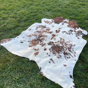 Genuine Tricolor Cowhide Rug, Speckled Brazilian Cow Hide Rug image 8