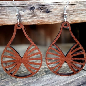 Boucles d'oreilles découpées en forme de goutte d'eau bohème SVG pour Glowforge, fichier numérique de boucle d'oreille pour laser, fichier de découpe laser de boucle d'oreille, modèle de modèle de bijoux en bois
