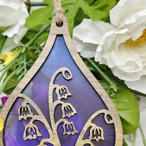 Lelietje-van-dalen Suncatcher SVG voor laser, mei geboorte bloem Sun Catcher gesneden bestand voor laser, autobedel, hangend ornament, druppelvorm