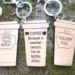 Llavero de café SVG para profesor, llavero de profesor SVG para Glowforge, paquete de archivos digitales de regreso a la escuela, etiqueta de bolso de mujer, regalo de profesor SVG
