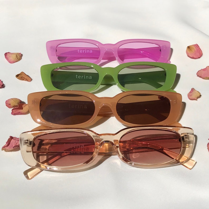 Vintage sunglasses with UV eye protection image 1