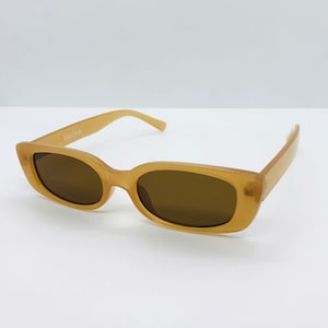 Vintage sunglasses with UV eye protection Caramel