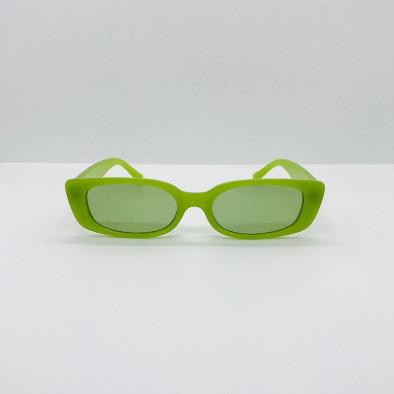 Vintage sunglasses with UV eye protection Green