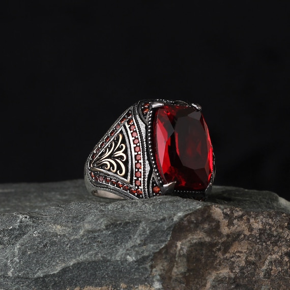 Sterling silver ring with garnet stone clearance