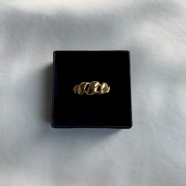 TWIST ring | Statement ring made of stainless steel, twisted design, ring with twist, waterproof | aesthetic essentials