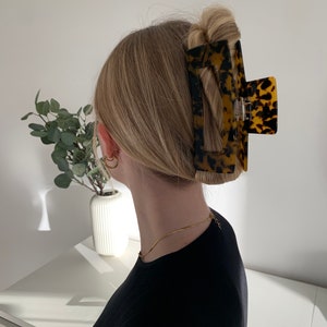 XXL POSITANO Haarspange in Schildpattoptik, Große Haarklammer für dickes Haar 13cm estetic essentials Bild 2