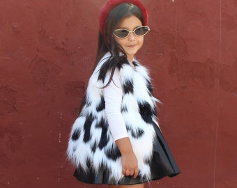 Cruella de ville fancy dress costume fur shawl stole wrap choker Halloween wrap Cruella de ville fancy dress costume fur shawl stole wrap choker Halloween wrap