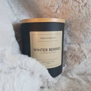 Winter Berries soy candle. 100% soy wax and vegan candle. Xmas Christmas gift present.