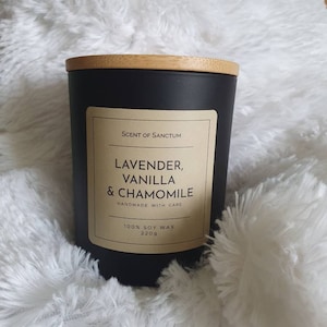 Lavendar, Vanilla & Chamomile scented soy candle. 100% vegan soy wax candle. Handmade. Fresh spring scent. Christmas Present.