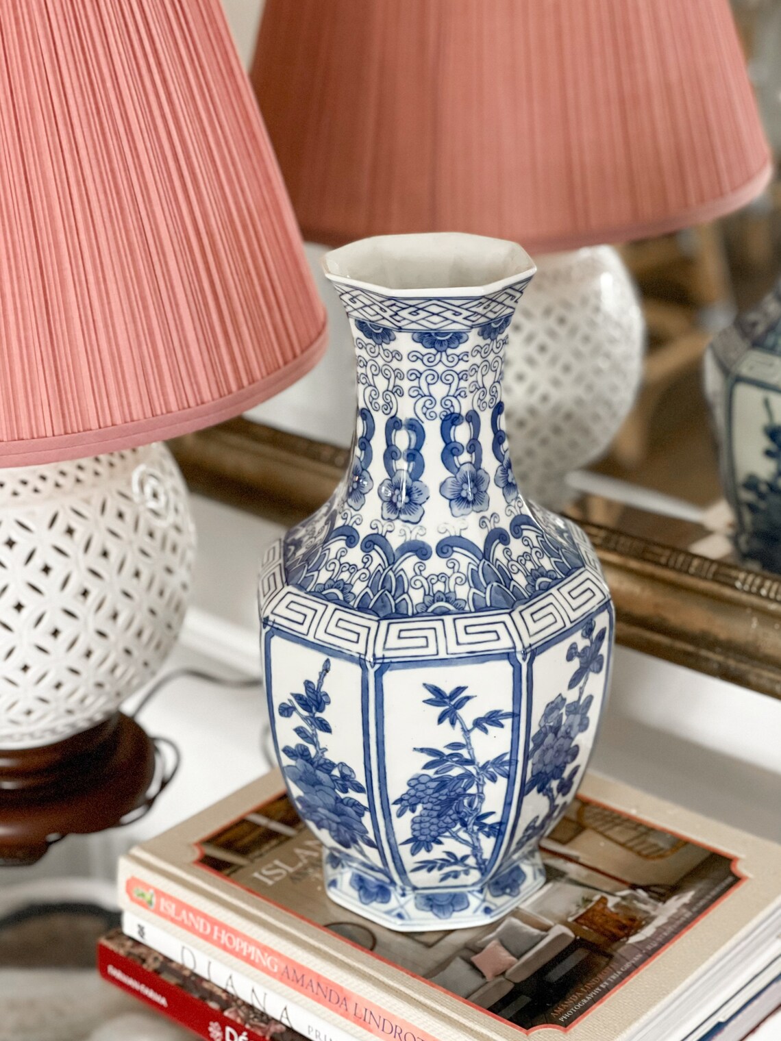 Blaue und weiße achteckige Vase | Etsy