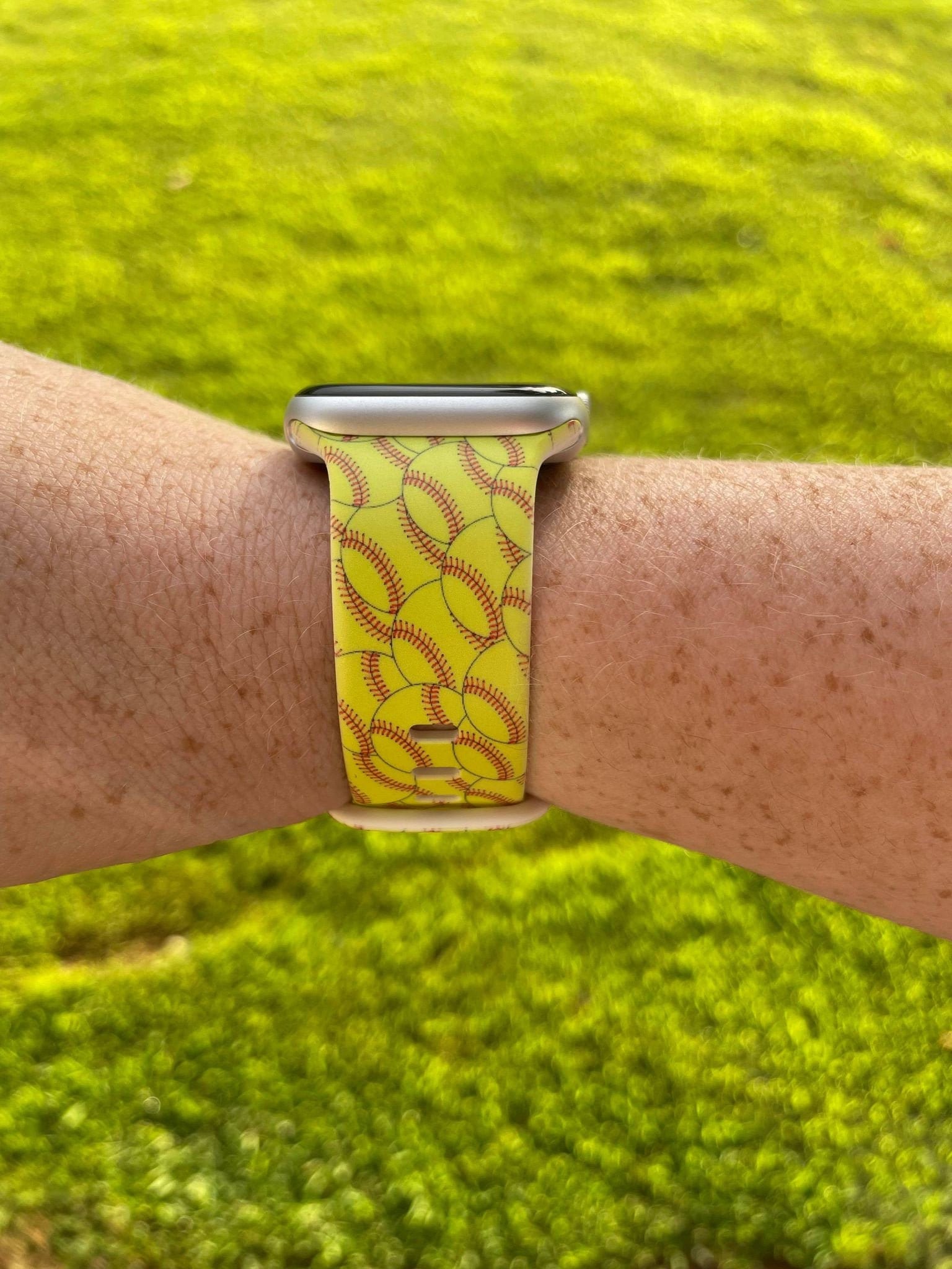 Nike olive flak store apple watch band