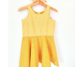 Robe d'été sans manche en coton vichy jaune taille 3 ans pour petite fille