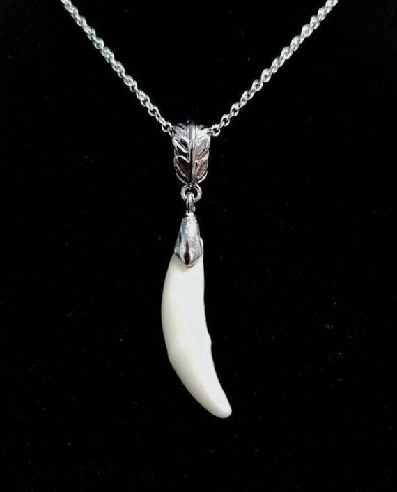 Tooth charm necklace deals