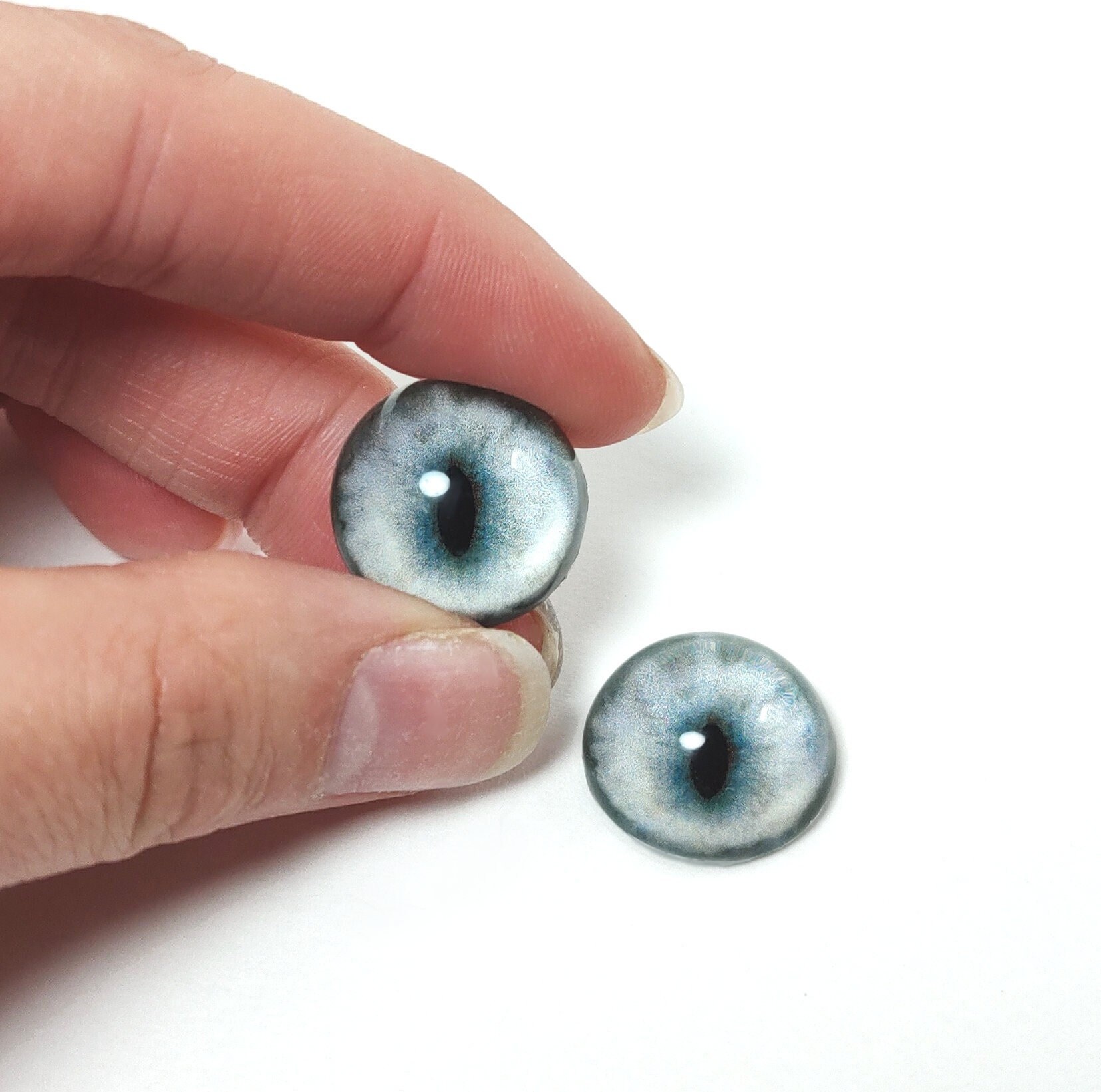 Pale Mint Cat BC19 Taxidermy Eyes, Glass Eyes, Craft Eyes