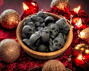 YULETIDE Snowy Yule Tree Scented Skull Wax Melts