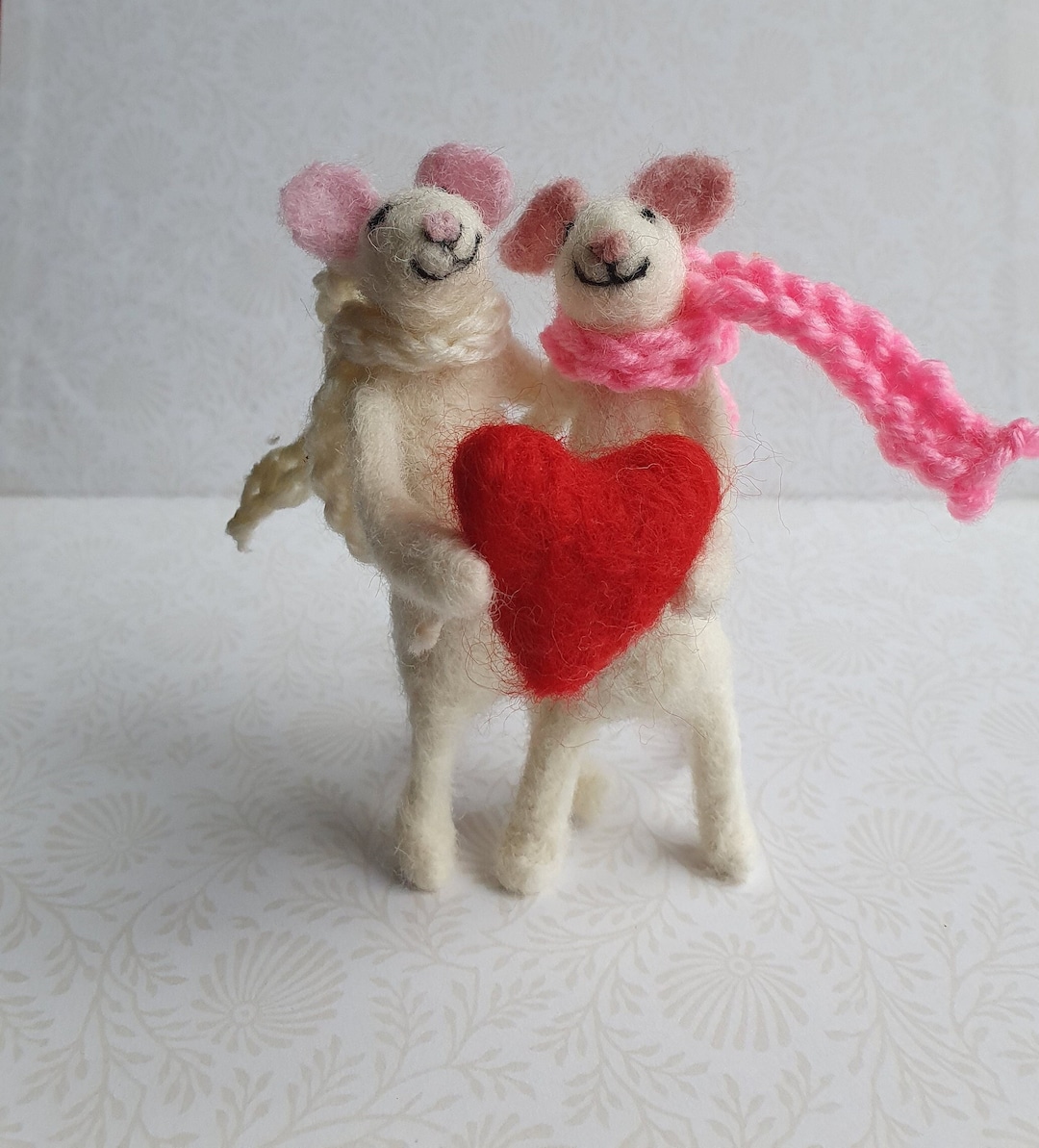 Needle Felt Mouse Couple Love Mice Heart Mouse Handmade Etsy