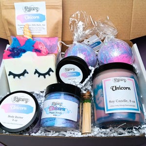 Set de regalo de baño spa con aroma a unicornio y caramelo para niños, arcoíris, caprichoso, colorido y divertido