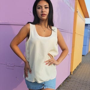 Cream Silk Sleeveless Blouse – Classic White Silk Top – Scoop Neck Party Top – Minimalist Workwear – Elegant Sleeveless Shirt for Women