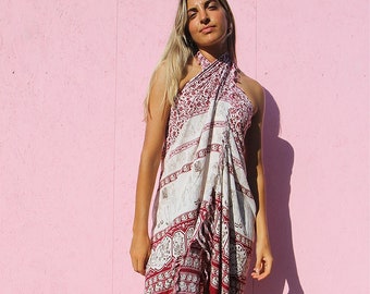 Beach Sarong in Maroon & White