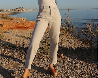 Jeans Mom beige / Jeans vintage a vita alta e gamba affusolata / Jeans Mom anni '90 Y2K / Pantaloni in denim color crema / Jeans retrò da donna / 76 cm (30") 74 cm (29") / EU 40