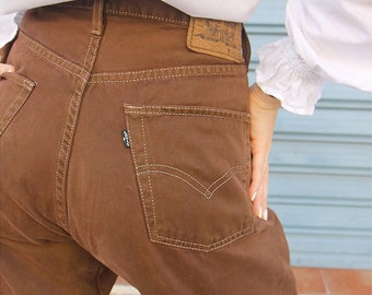 brown levis pants