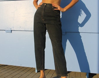 High Rise Jeans in Black