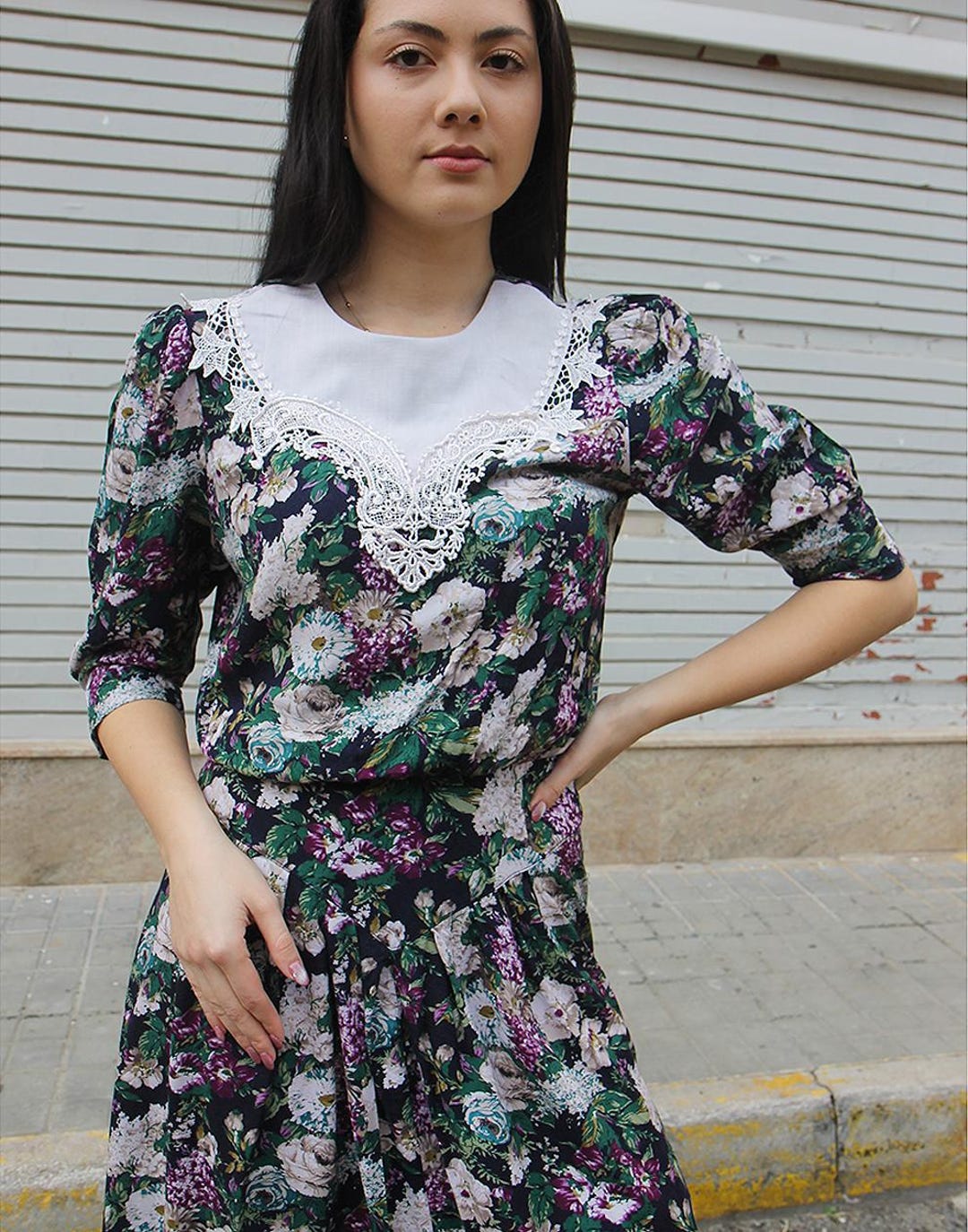 Floral Long Sleeve Crew Collar Buttoned Lace Up Midi Dress