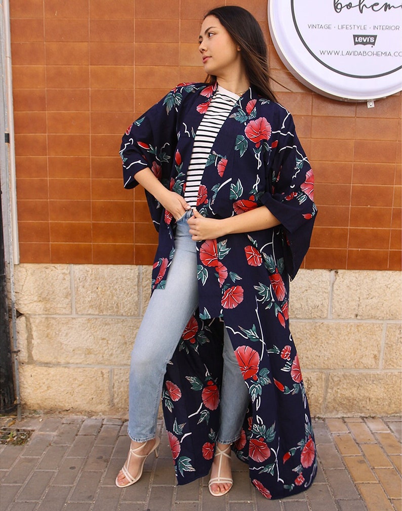 Long Kimono in Navy Blue Floral Print