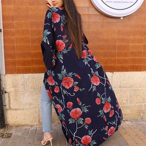 Long Kimono in Navy Blue Floral Print