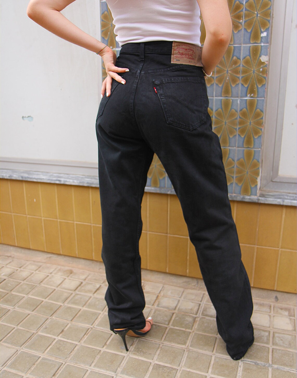 levis mom jeans black