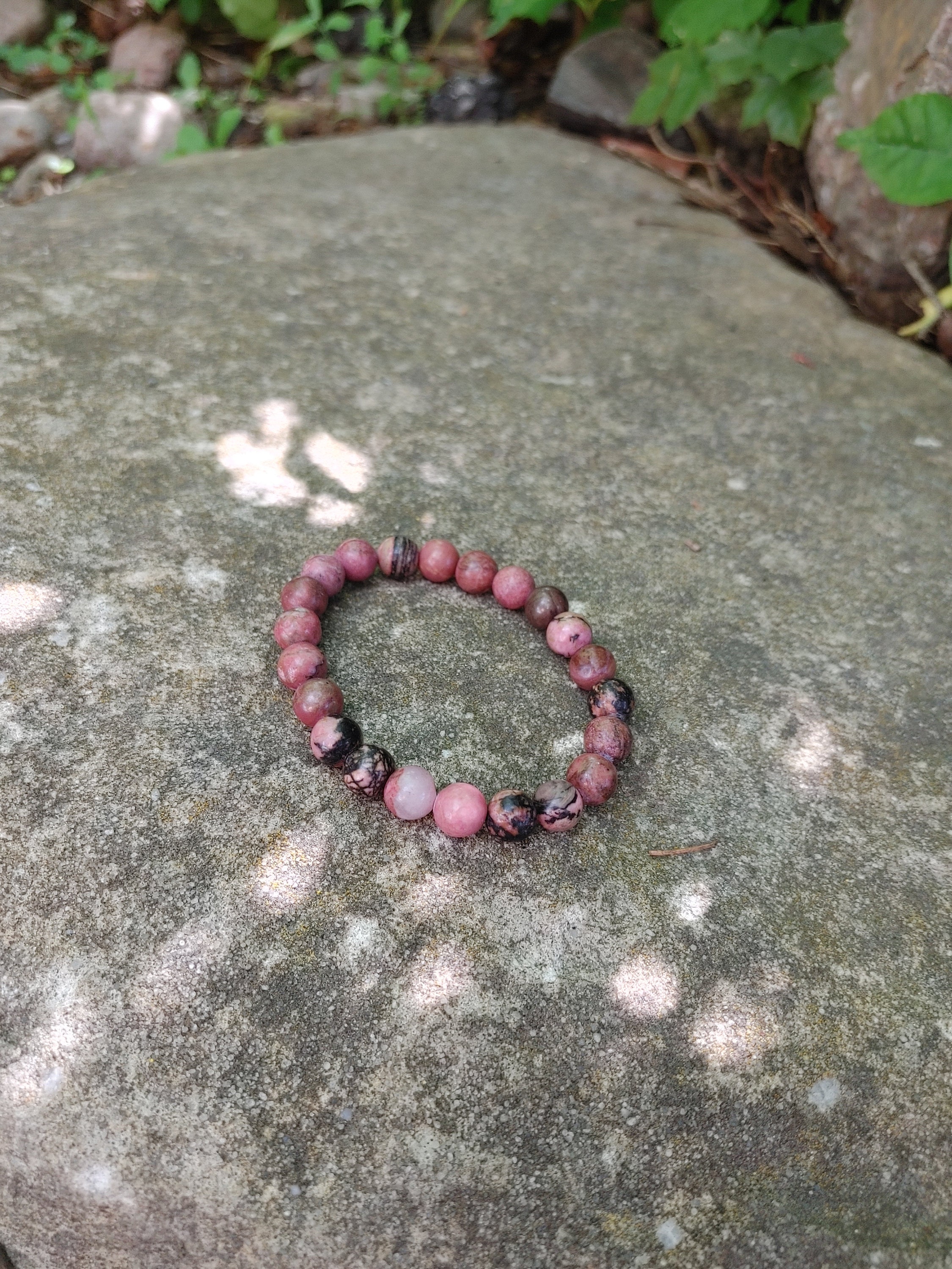 Ciondolo ovale di Rodonite in Ottone color Argento - Ciondoli Rodonite
