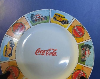 ヴィンテージのギブソンデザインズ、コカ・コーラ タウンスクエアの