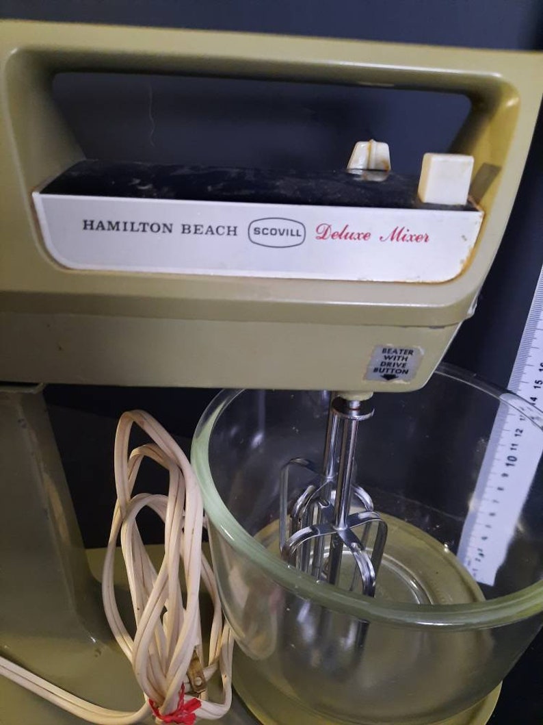 Vintage Hamilton Beach Scovill Deluxe Mixer With Glass Bowl Etsy